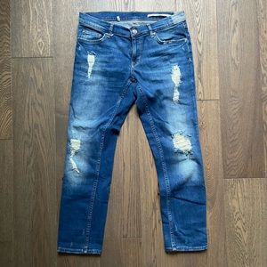 Zara Women Medium Rise Distressed Jeans